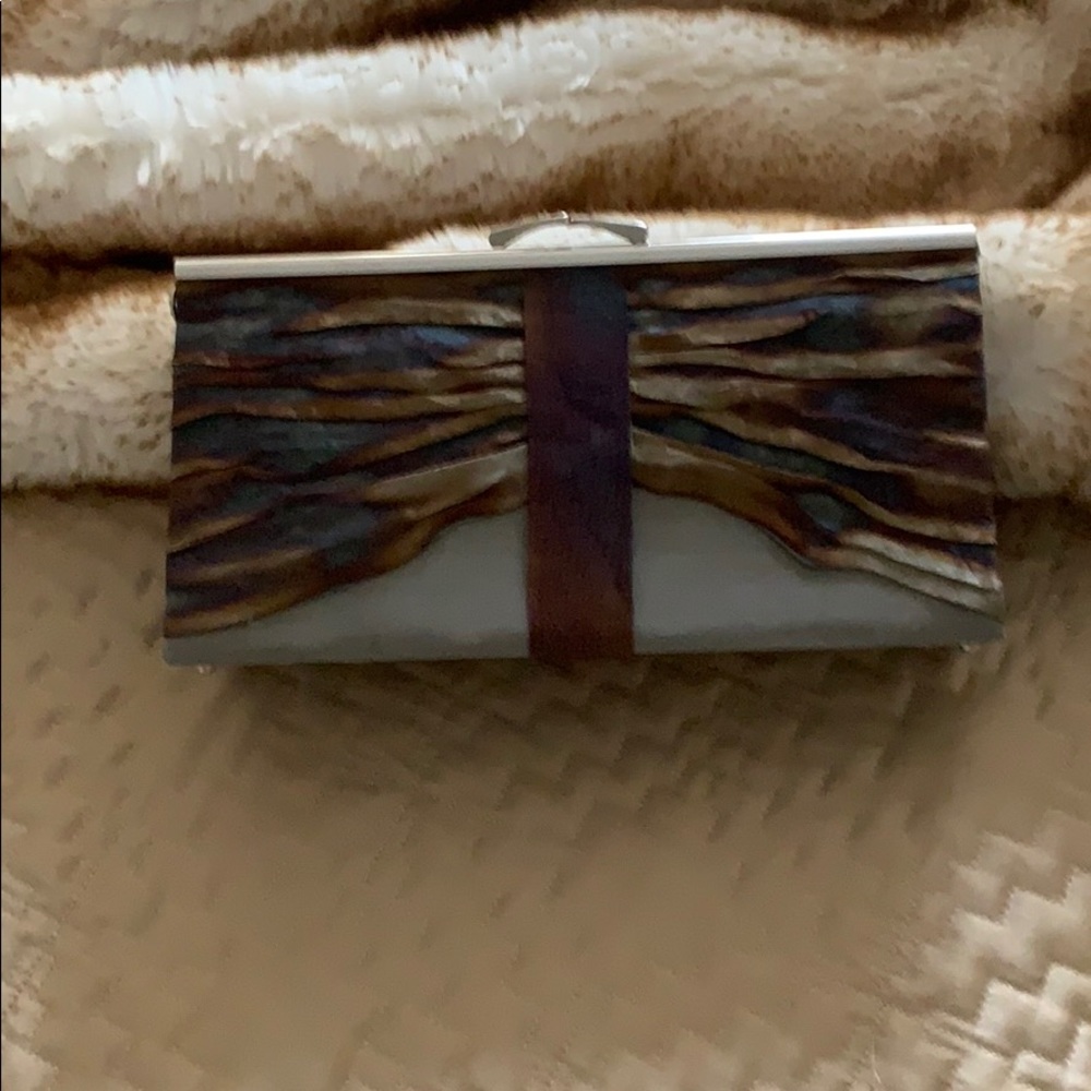Multicolor Clutch